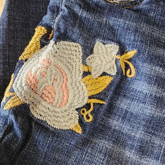 Kut from the Kloth Floral Embroidered Catherine Boyfriend Jeans Mid Rise Size 2 - Picture 7 of 12
